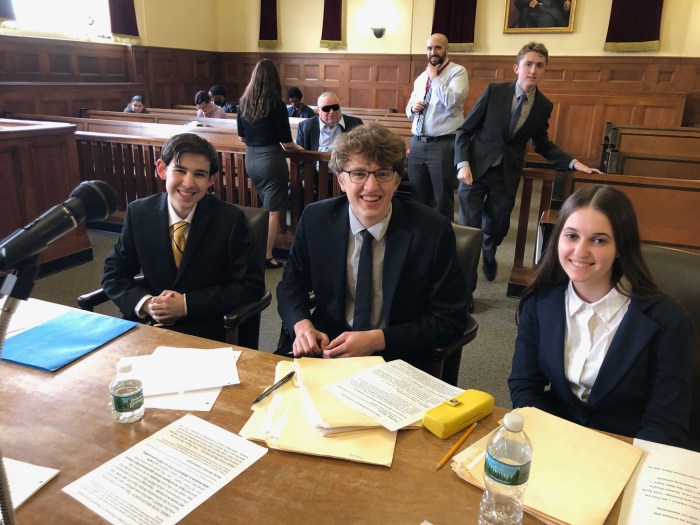 School high mock trial state advancing competition